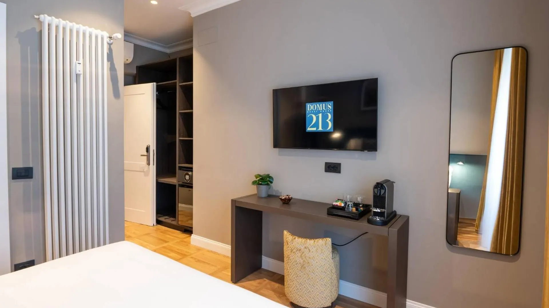 Domus 213 Guest House Rome