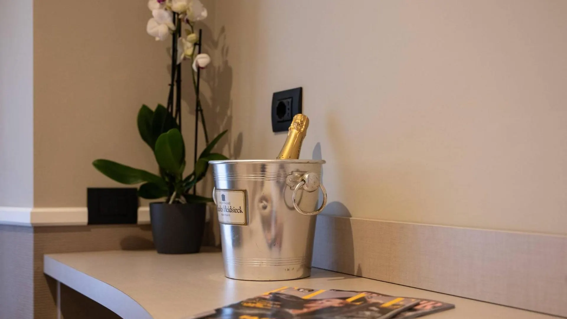 Domus 213 Guest House Rome 0*,  Italy