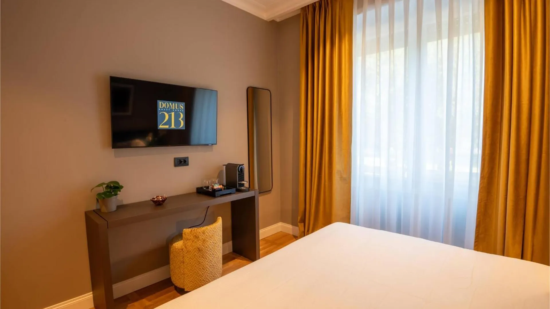 Domus 213 Guest House Rome